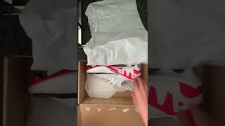 Asmr unwrapping the Nike Zoom Vapor 15 Academy(my mom playing the piano in the background)