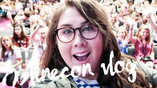 ON STAGE IN FRONT OF 14,000 PEOPLE! - MINECON 2016 DAY 1