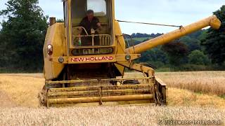 Harvest time in Ireland: a grain harvester vs gopro. Уборка урожая в Ирландии: комбайн против гопро.