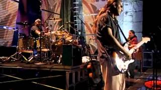 Los Lonely Boys - I Smelled the Roses (Live at Farm Aid 2006)