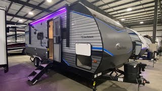 Coachmen Catalina Legacy Edition 243RBS COUPLES CAMPER SMALL LIGHTWEIGHT AFFORDABLE LUXURY 2 PEOPLE