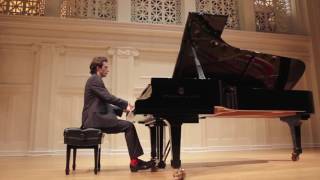 Jonathan Levin plays Levin/Kern \