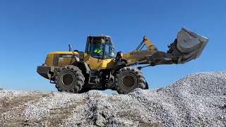 Komatsu WA320 Wheel Loader is the Right Fit For Rognes Corp.