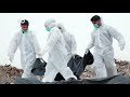 mosul aid workers recover bodies from the ruins a year on dw english