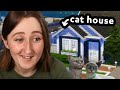 i built a CAT LADY house in the sims (it's me, i'm the cat lady)