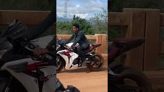 ម៉ូតូធំCBR1000rr