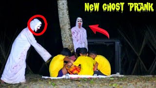 Scary ghost prank at night | Ghost prank public reaction | Ghost attack prank on public place
