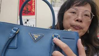 Prada 包包破皮了？！該怎麼辦！？😱😱 #包包分享 #包包修復 #皮革 #皮革保養 #皮革工藝 #皮革修復 #prada