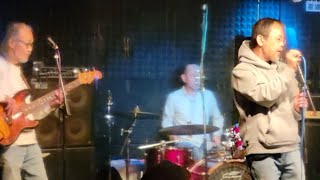 RE:D (vo:土屋康博 gt:上中永希)　2022/12/4　吉野町 ライブ バー こびとさん　TRIO de ROCK NIGHT