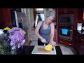 How to cut a pineapple super fast!