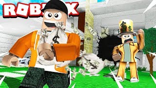 Building Against Denis Army And Monster Attacks In Roblox - 