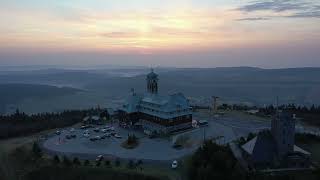 Drohnenflug am Fichtelberg im Erzgebirge