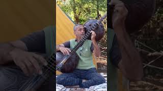only one person plays this  rudra Veena in whole gujrat(gaurav dev)#old #music #guitar #song