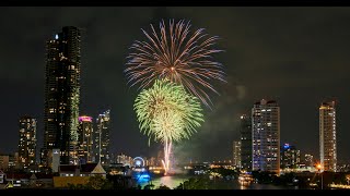 พลุกลางแม่น้ำเจ้าพระยา @ Four Seasons Hotel Bangkok