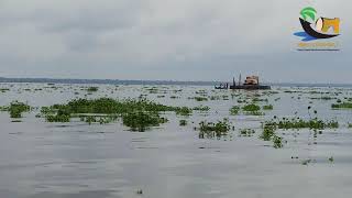 വേമ്പനാട്ട് കായലിന്റെ മദ്ധ്യത്തിലെ ഒരു കാഴ്ച. Vembanad Lake | Alleppey | Kerala