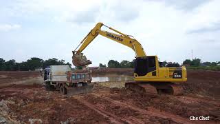 รถแบคโฮ ขุดดินใส่รถดั้มทีมงานธนบุรีโทร0935466867 KOMATSU PC200 Excavator | Che Chef