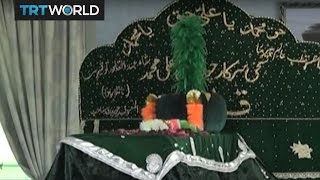 Custodian confesses to killing 20 at Sufi shrine in Pakistan