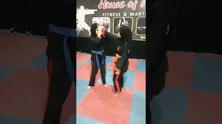 Girl's Self Defence Techniques #shortsvideo #shorts #karate #martialarts #taekwondo #bredanfou #MMA