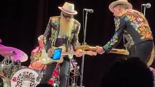 Lagrange - Billy F Gibbons and the BFG’s