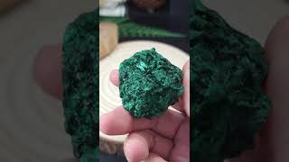 ．艾莉希亞寶石水晶．06 剛果孔雀石 Malachite 絲絨孔雀石 孔雀石礦標 纖維狀孔雀石 轉化之石