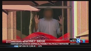 5 people escape Sydney cafe in hostage crisis