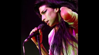 Amy Winehouse - You Know I'm No Good live @ Volkshaus, Zürich (October 25, 2007)