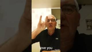 La langue des signes  (love you)