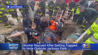 Chicago Fire Department Pulls City Worker From Hole In South Shore