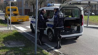 Ferrara, ciclista investita da un'auto