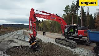 Hitachi ZX300 with engcon EC233 Tiltrotator