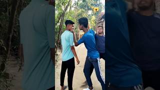 কি কৰ্লো এটা 😱#funnyvideo😂#shortvideo #trending #viralvideo #foryou