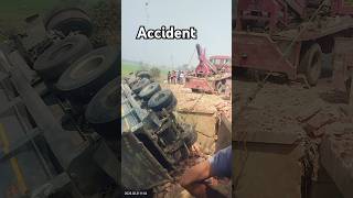 Accident😔 Safe drive save life #shorts #road #vehicles #dengerous #sad #car #foryou #nayankabir #fy