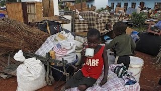 Zimbabwe: Residents build houses encroaching cemetery