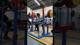 #squat 255kg #powerlifting