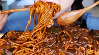 【家常菜 chinese food】一分钟学会老北京炸酱面的做法One minute to learn the old Beijing Fried sauce noodles，炸醬麵好不好吃炸醬很關鍵