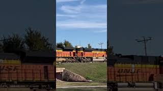 Weird Train (Part 1) #shorts #trains #bnsf #santafe #railfanning #viral #subscribe #views #fail #fyp