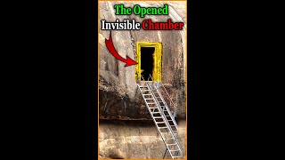 A Secret Chamber That Opened Automatically