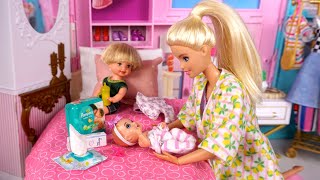 Barbie & Ken Family New Baby Morning Routine First Doctor Visit