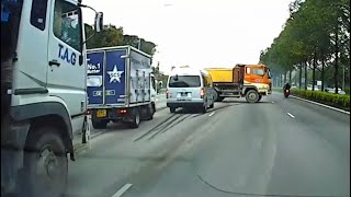 16dec2019 aye XD4178P mitsubishi tipper truck skidded \u0026 hit several vehicles on the expresway