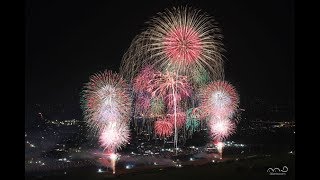 フィナーレ・特大スターマイン 大曲の花火®第91回全国花火競技大会 夜花火の部 - 36arts.com