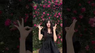 Jisoo- flower dance cover #双胞胎 #越南女孩 #越南生活