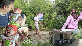 pagi2 heboh cari rumput, alhamdulillah kedatangan dedek vela yang gemoy ngajak ngomong ms londo