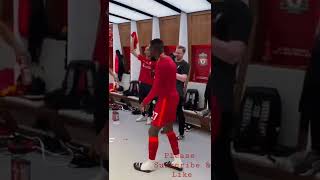 Mane and Thiago dancing and the all Liverpool team celebrate by cheering 📣