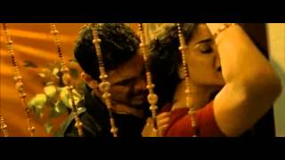 Hot scene of Kangana ranaut and john Abraham from Shootout at wadala