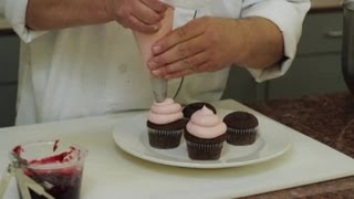 How to Make Homemade Raspberry Frosting : Frosting Recipes