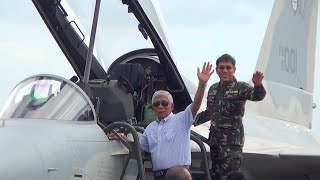 Philippine Air Force welcomes 2 new fighter jets