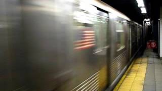 R42 E train entering 42nd Street-Port Authority