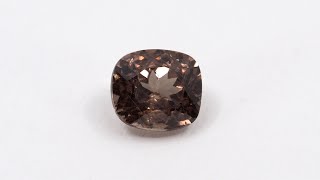 カラーチェンジガーネット 0.55ct クッション