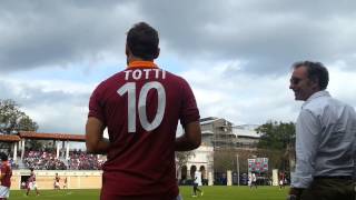 Orlando City-Roma, Totti scherza all'ingresso in campo 02.01.13