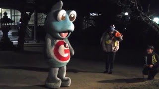 除夜の鐘を撞くガタゴロウ2016